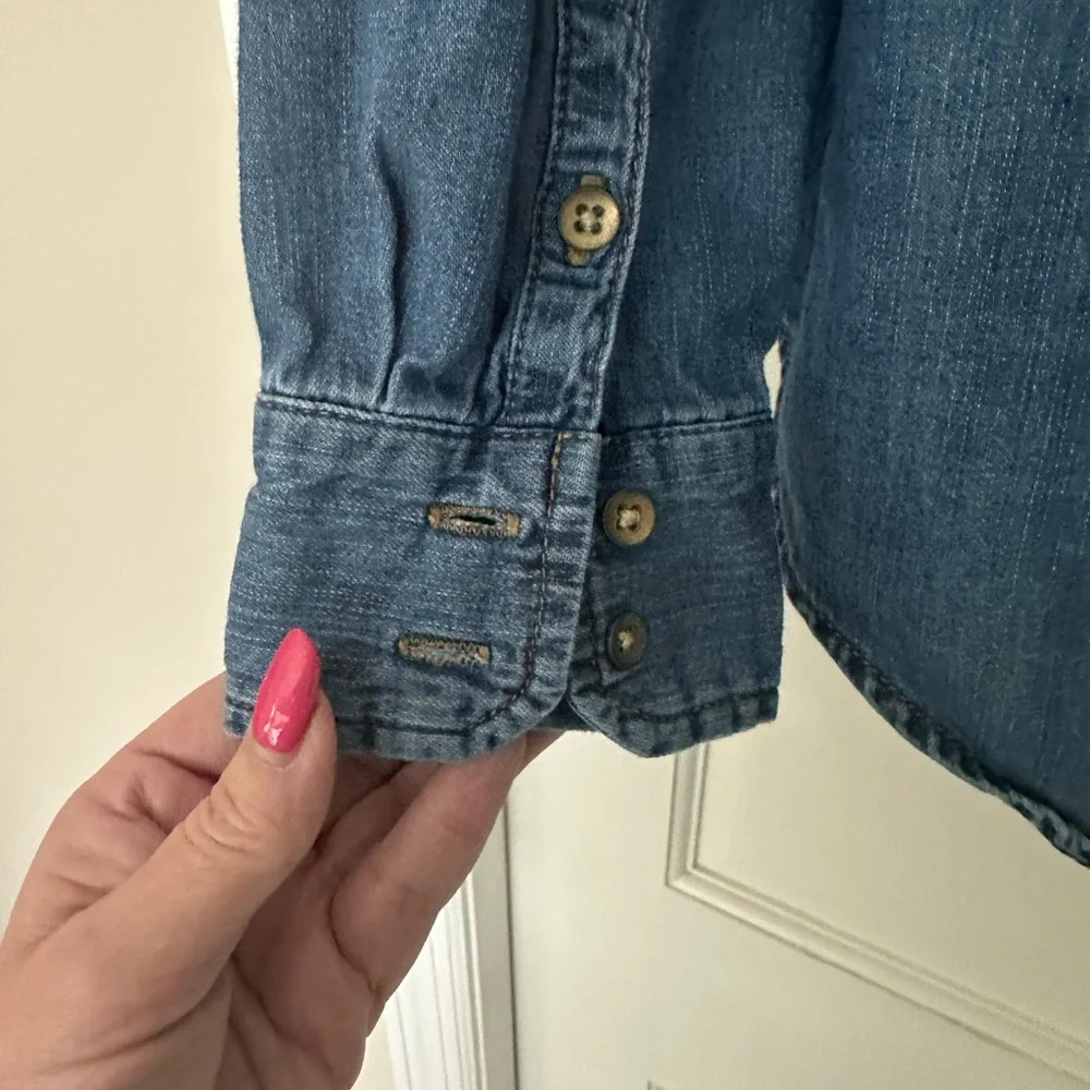 Universal Thread Blue Denim Shirt - Picture 6 of 9